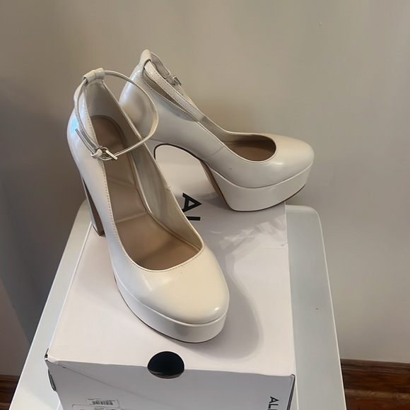 Never-worn off-white platforms - Picture 5 of 7